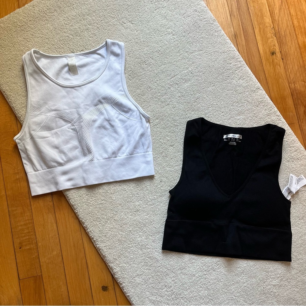Women's Workout Forever 21 White and Black Tops